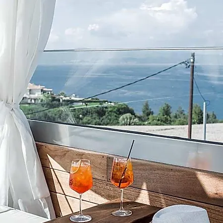 Ξενοδοχείο King's & Queen's Afitos - With Private Pool 4*